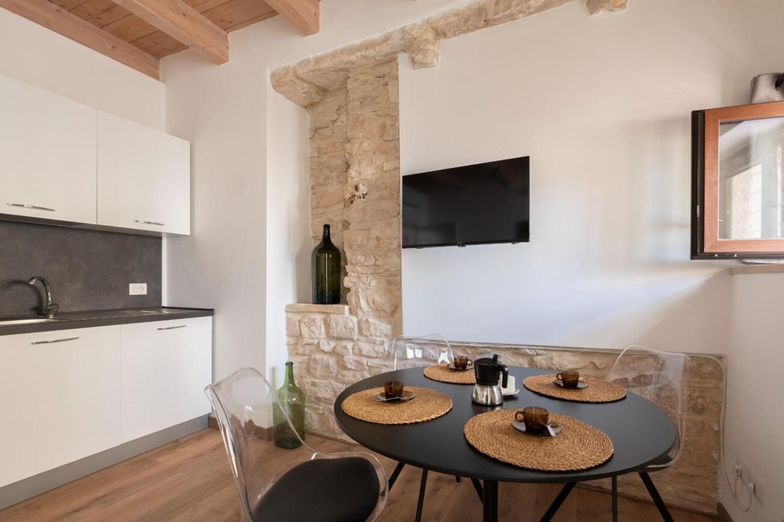 Palazzo Rizzi Dimora Dei Templari Hotel Bitetto Luaran gambar