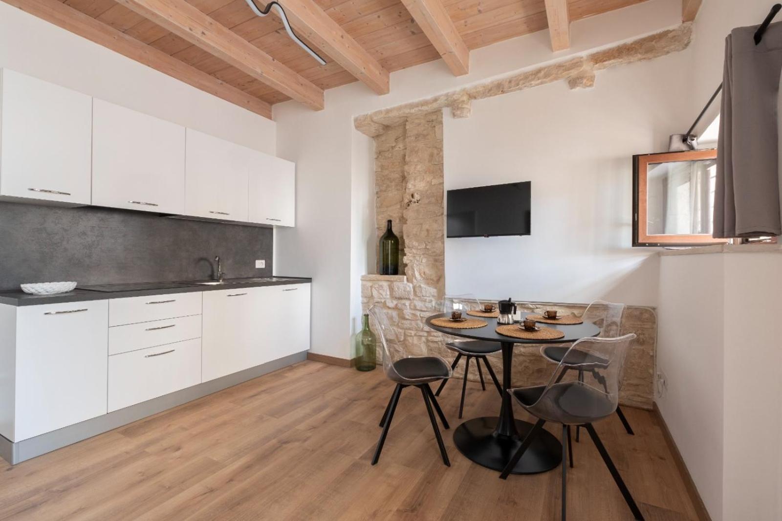 Palazzo Rizzi Dimora Dei Templari Hotel Bitetto Luaran gambar