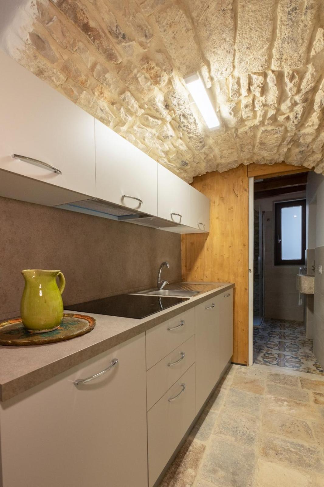 Palazzo Rizzi Dimora Dei Templari Hotel Bitetto Luaran gambar