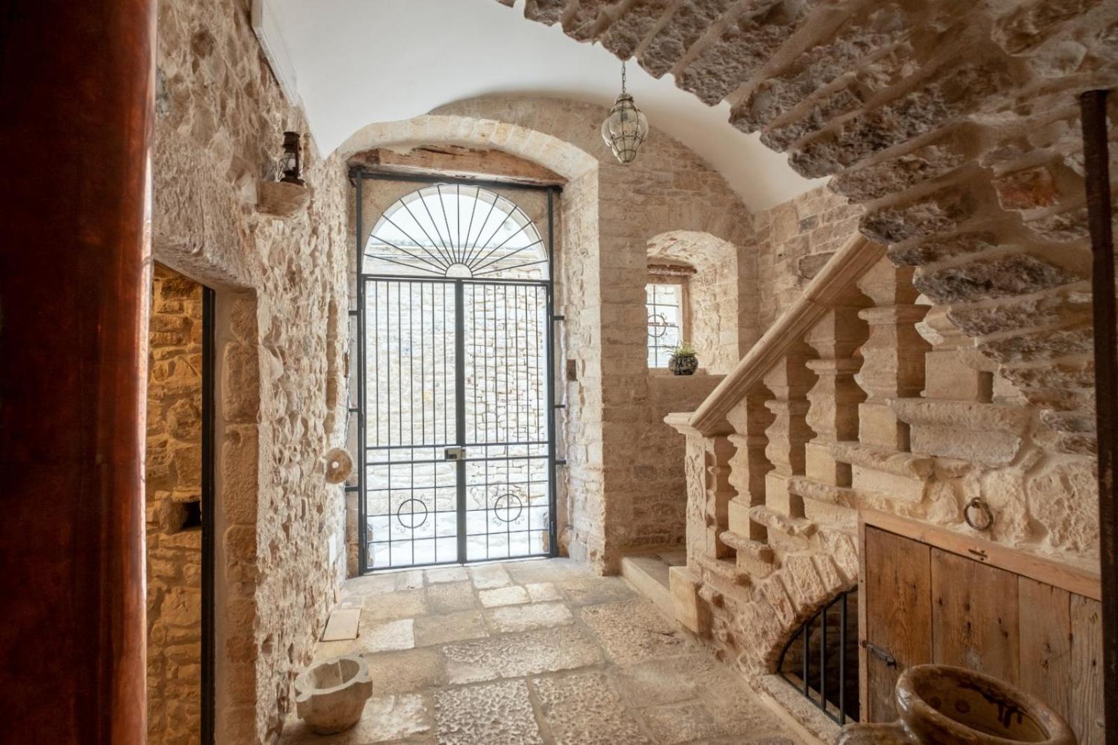 Palazzo Rizzi Dimora Dei Templari Hotel Bitetto Luaran gambar