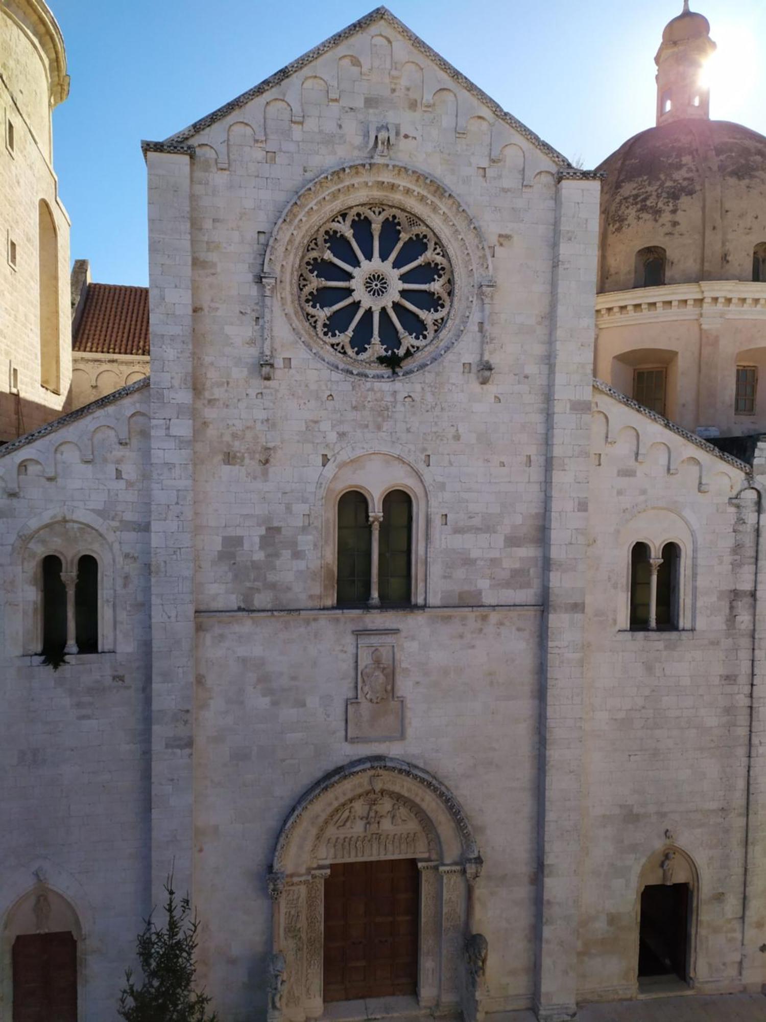 Palazzo Rizzi Dimora Dei Templari Hotel Bitetto Luaran gambar